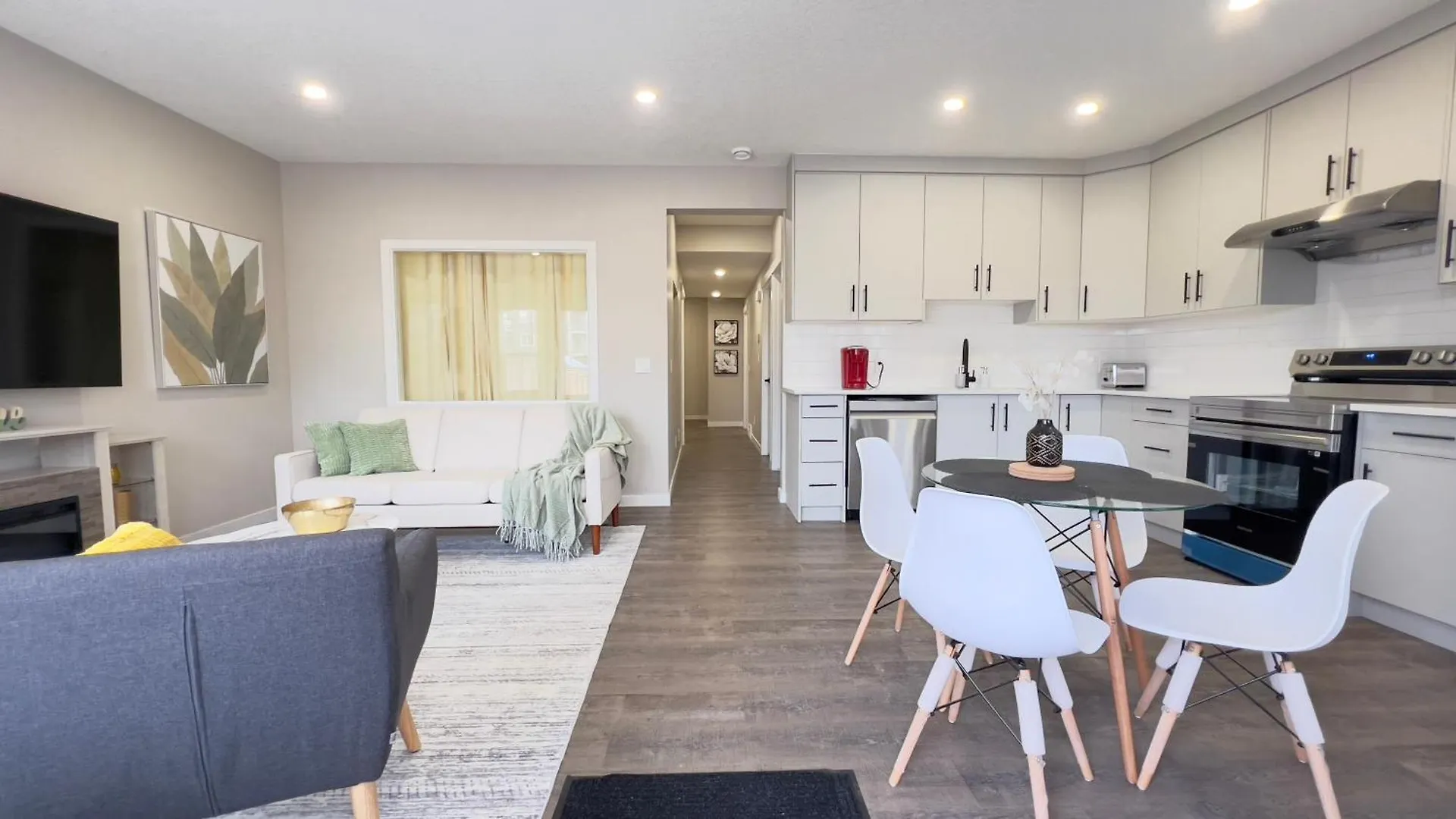 Pleasant Stay Calgary Holiday home