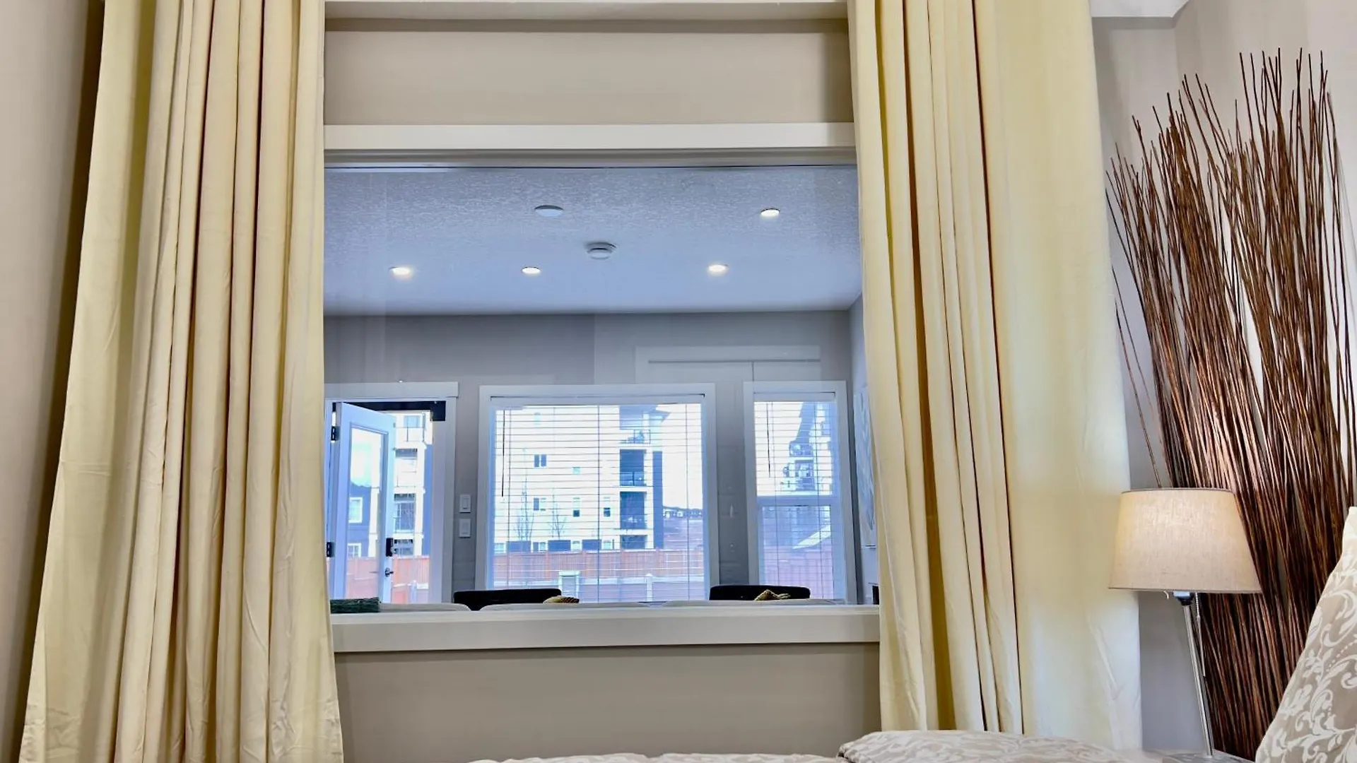 Pleasant Stay Calgary contacts